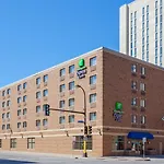 Holiday Inn Express Hotel & Suites Minneapolis-Downtown Convention Center By Ihg