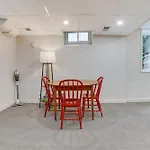 Minneapolis Vacation Rental About 5 Mi To Downtown!
