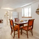 Pet-Friendly Minneapolis Apt Near Shops And Dining!