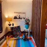Clover Apartment In Blue House On The Park