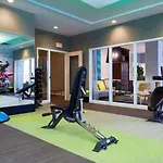 Central Free Parking Gym Fast Wifi Avry Apt