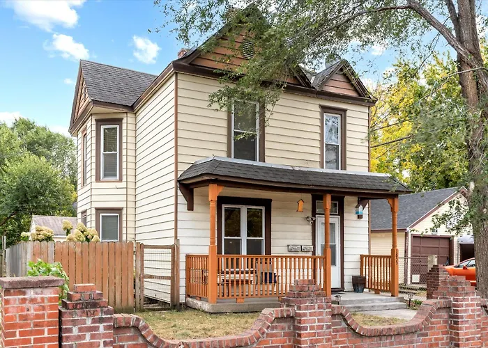 Tulip House - Quiet Home 10 Minutes From Downtown Minneapolis