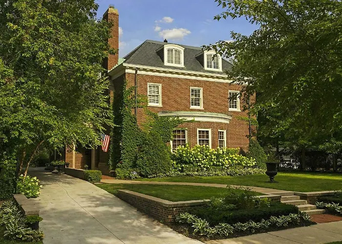 Minnestay-Luxury Historic Mansion