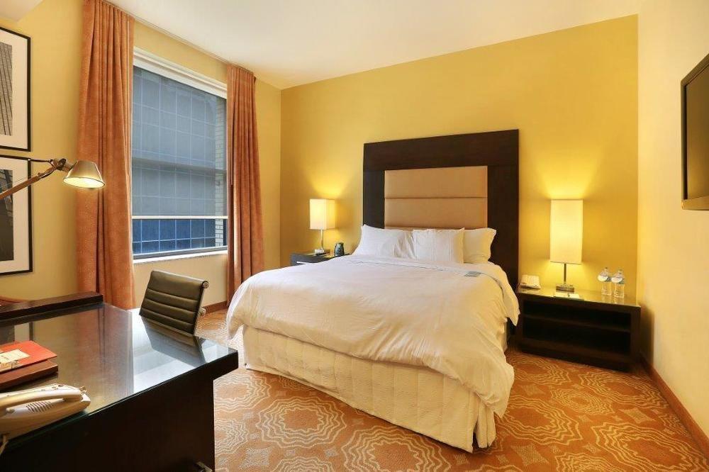 Emery Hotel, Autograph Collection 4*