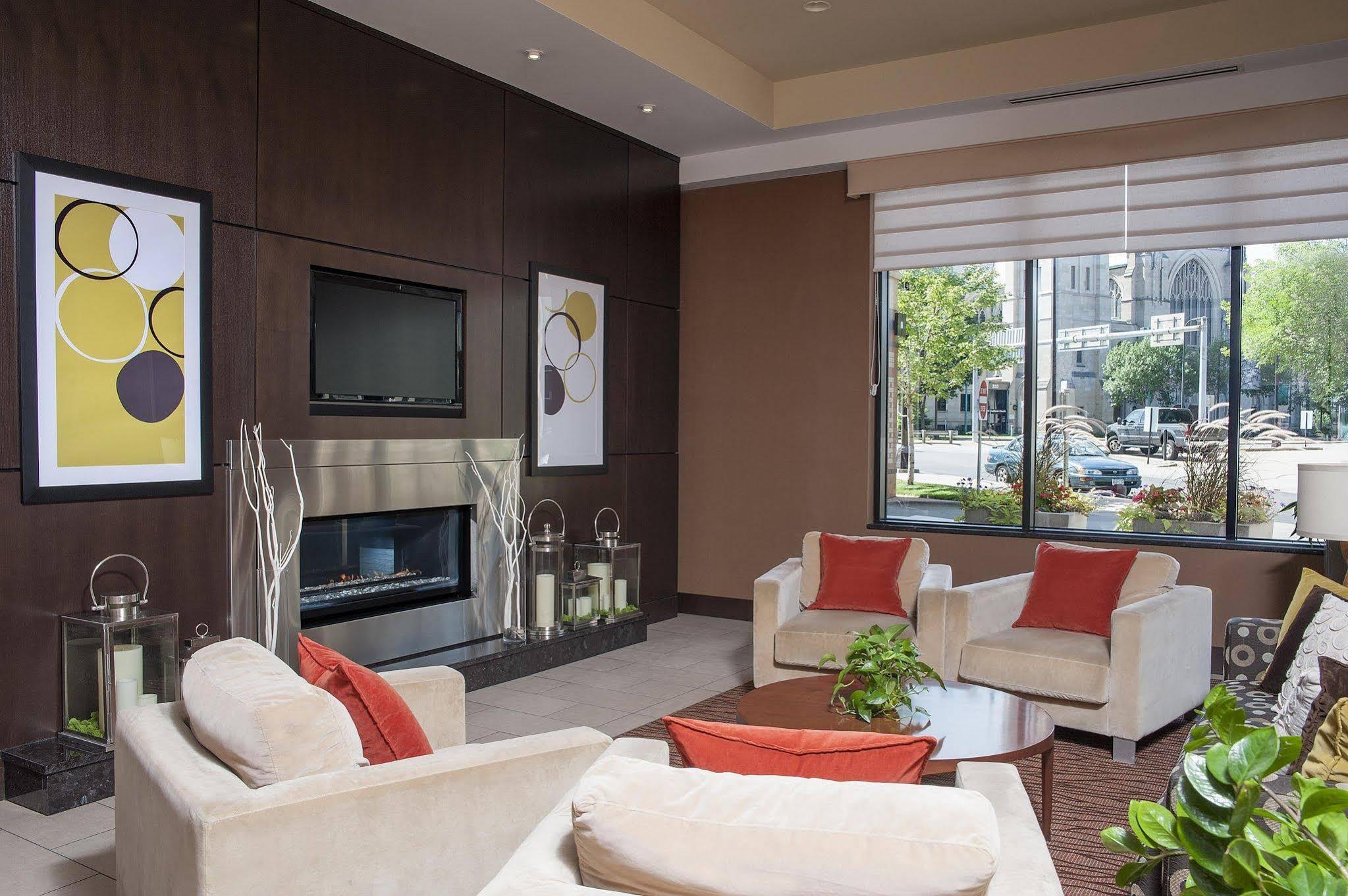 Hilton Garden Downtown Hotel