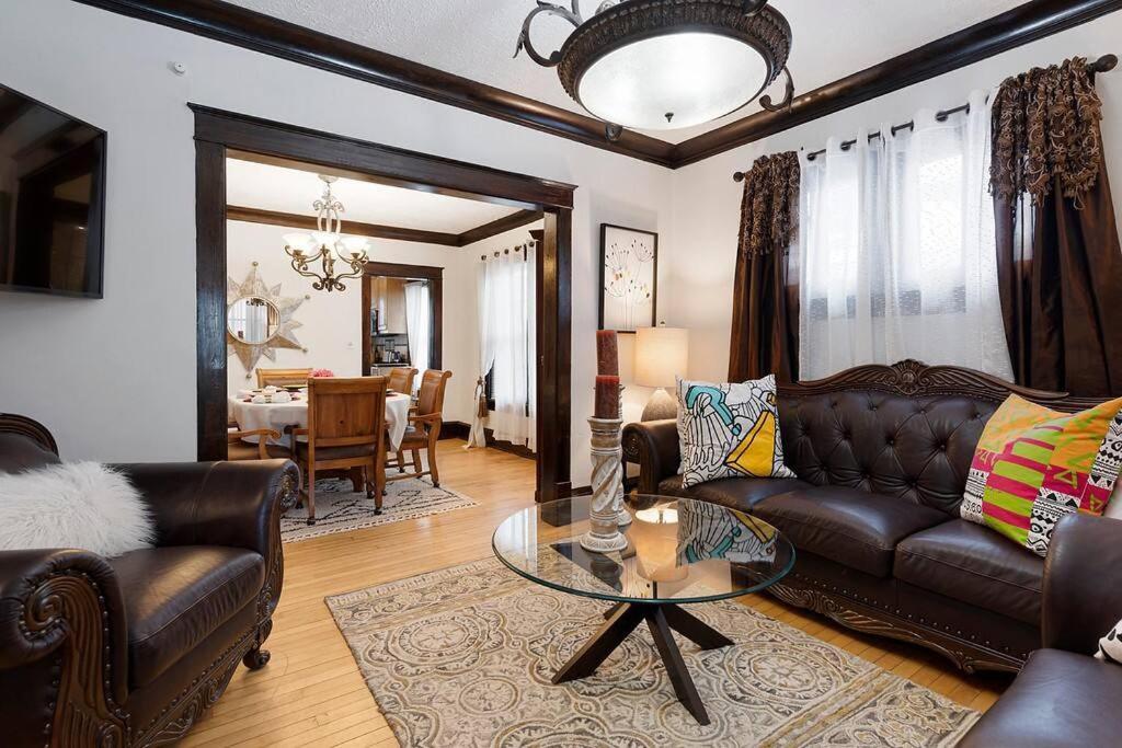 Holiday home Amazing Traditional South Minneapolis