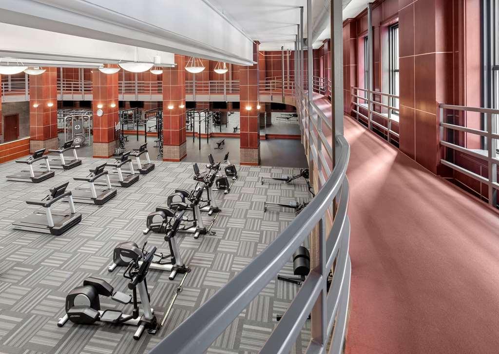 Hyatt Centric Downtown Hotel 4*