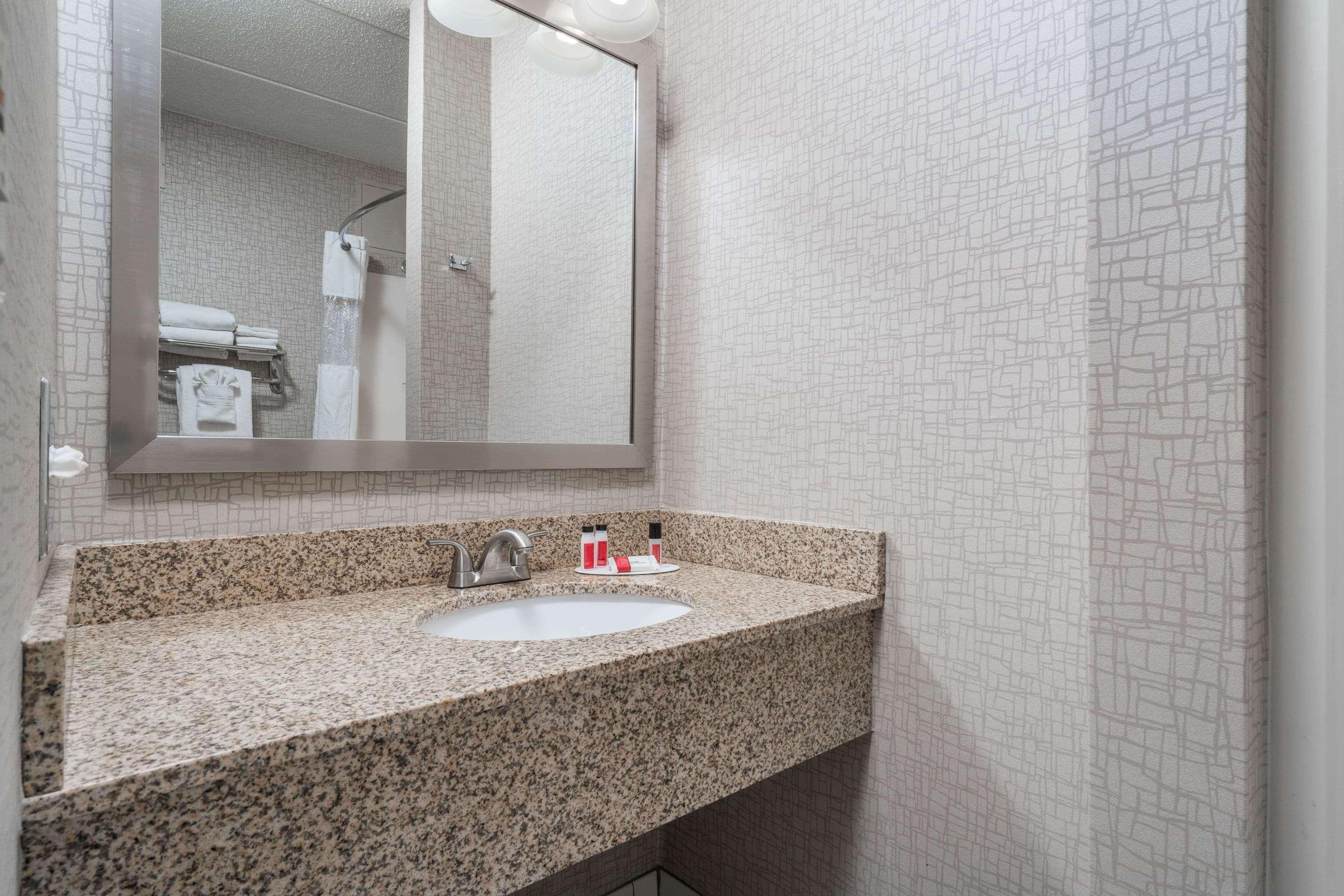 Days By Wyndham Ave Se Hotel 2*