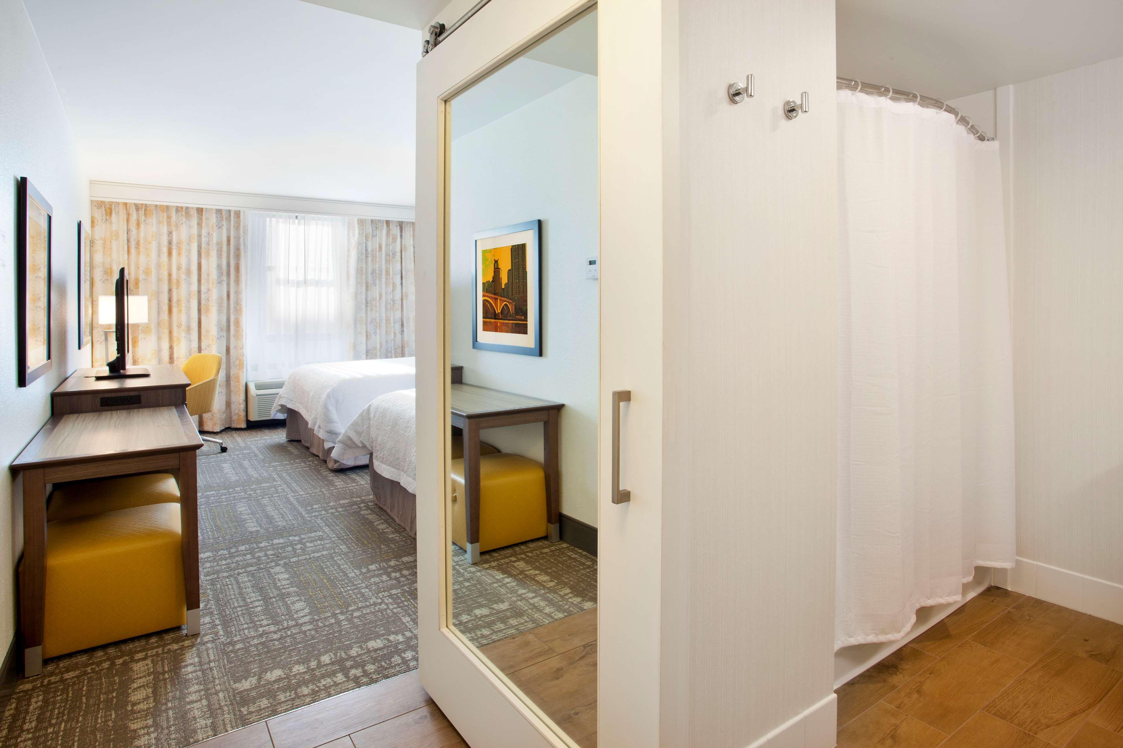 Hampton & - Minneapolis/downtown 3*