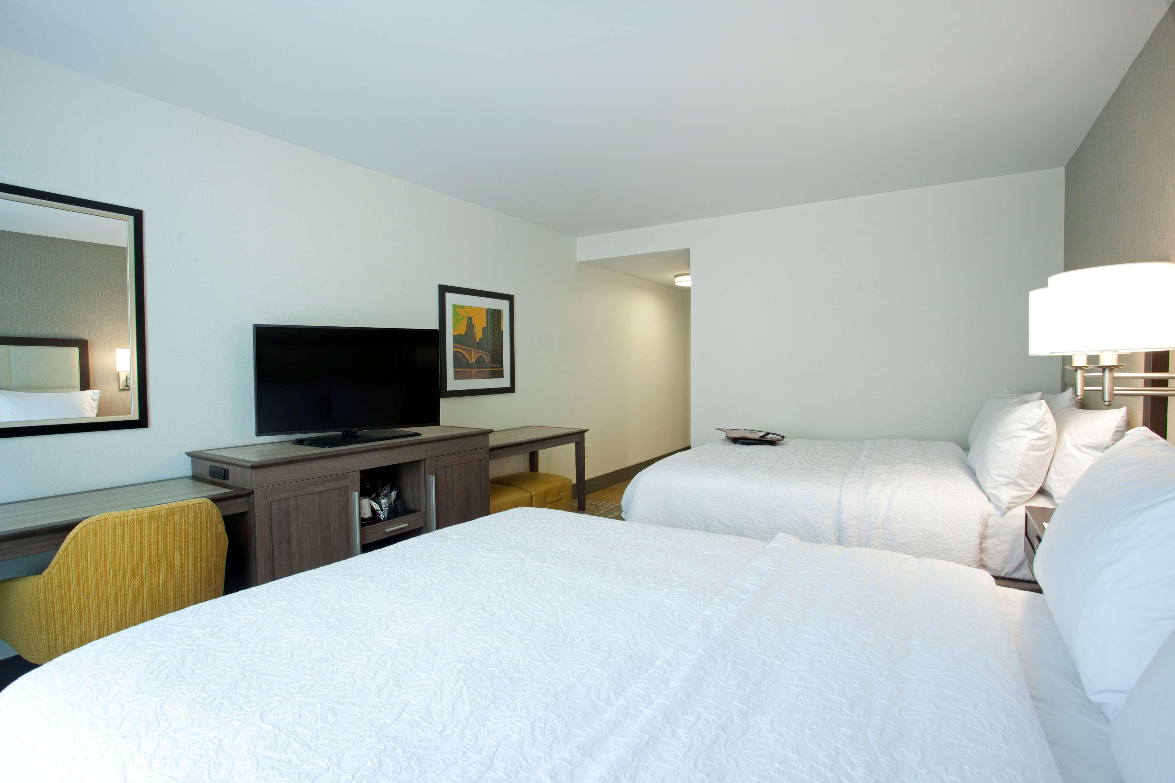 Hampton & - Minneapolis/downtown Hotel Minneapolis