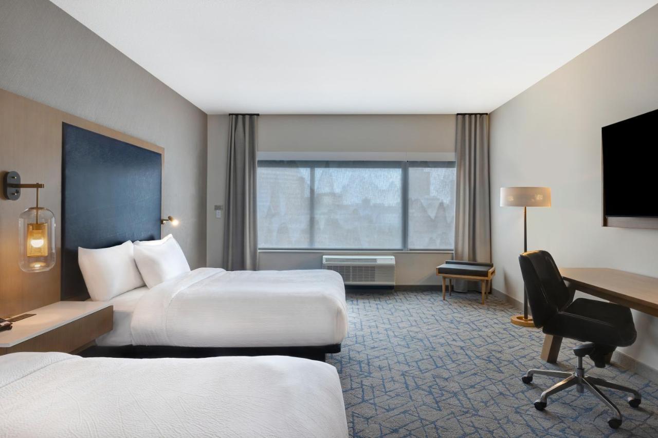 Hotel Fairfield By Marriott & Downtown Minneapolis
