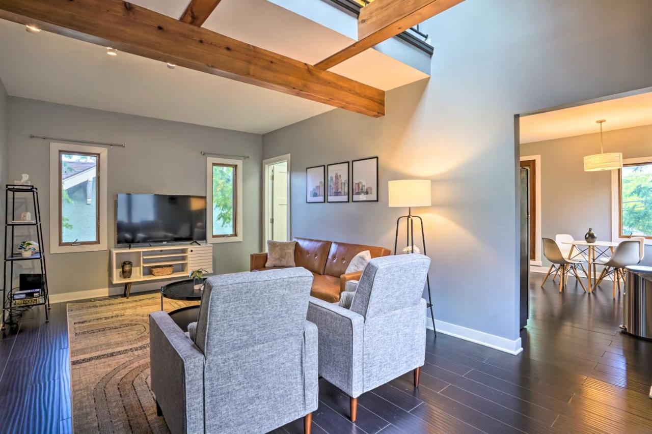Townhome With Loft Less Than 3 Mi To Dtwn! Holiday home