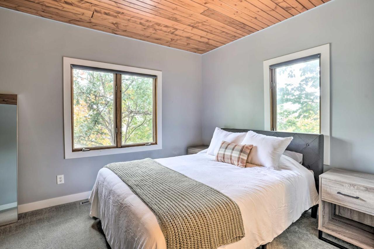 Townhome With Loft Less Than 3 Mi To Dtwn! *