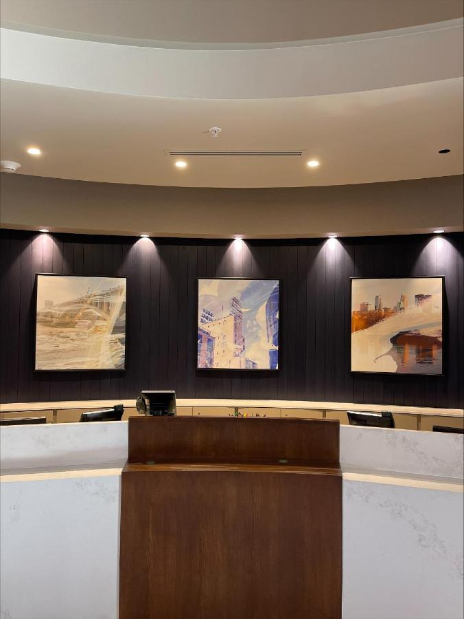 Hotel Cambria Downtown 3*
