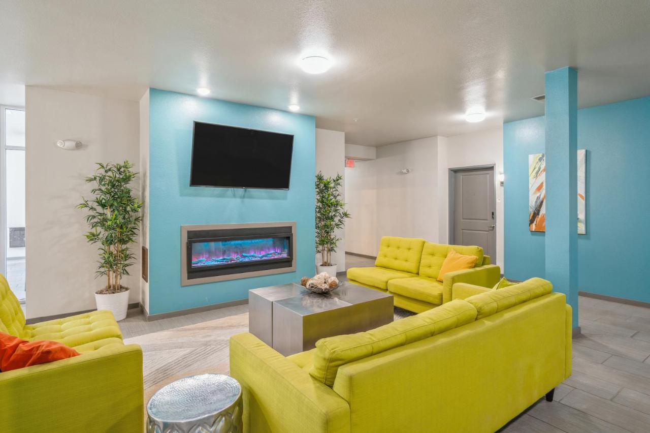 Kasa University Avenue Aparthotel *
