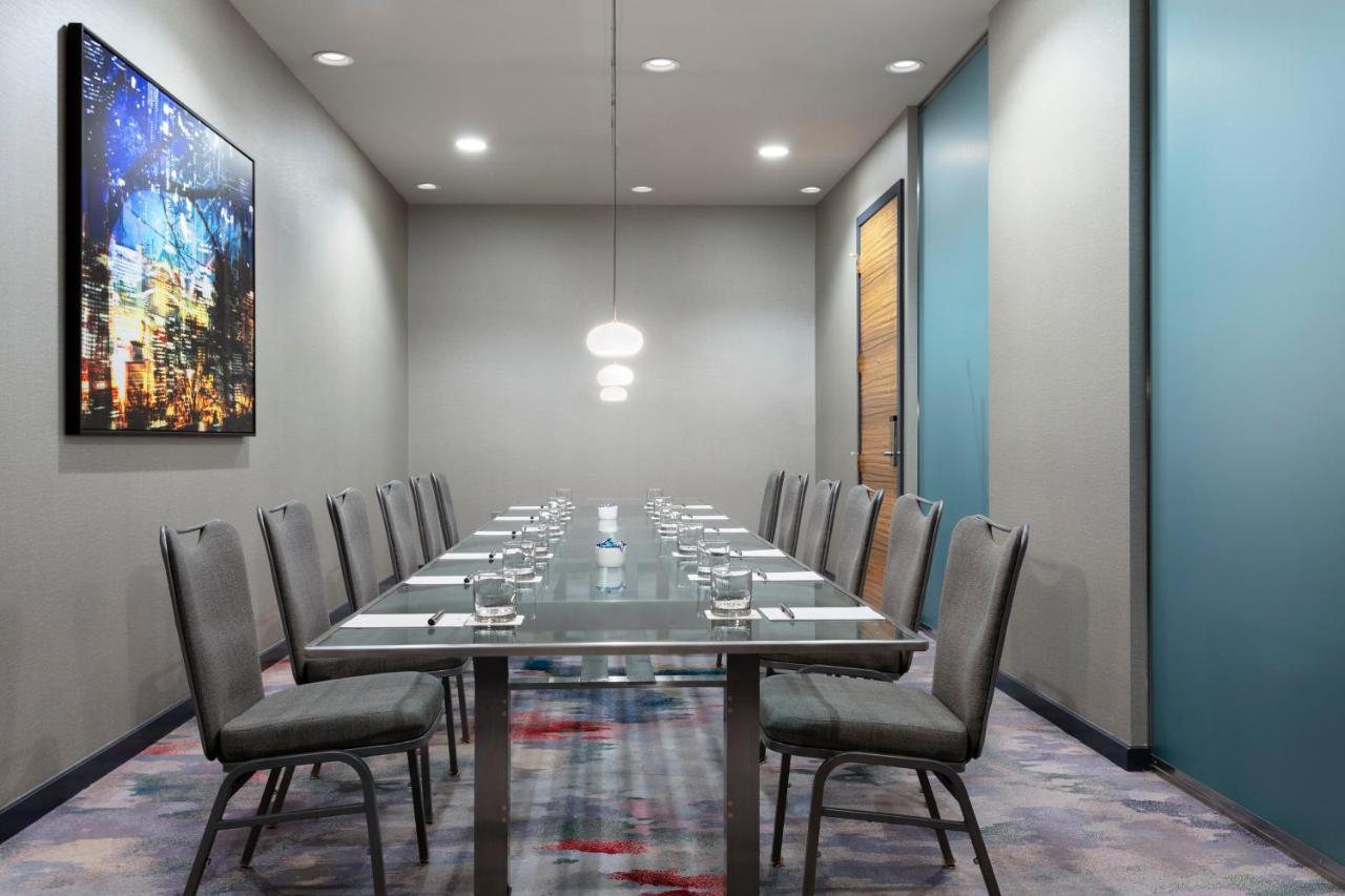 The Lofton Minneapolis, Tapestry Collection By Hilton 4*