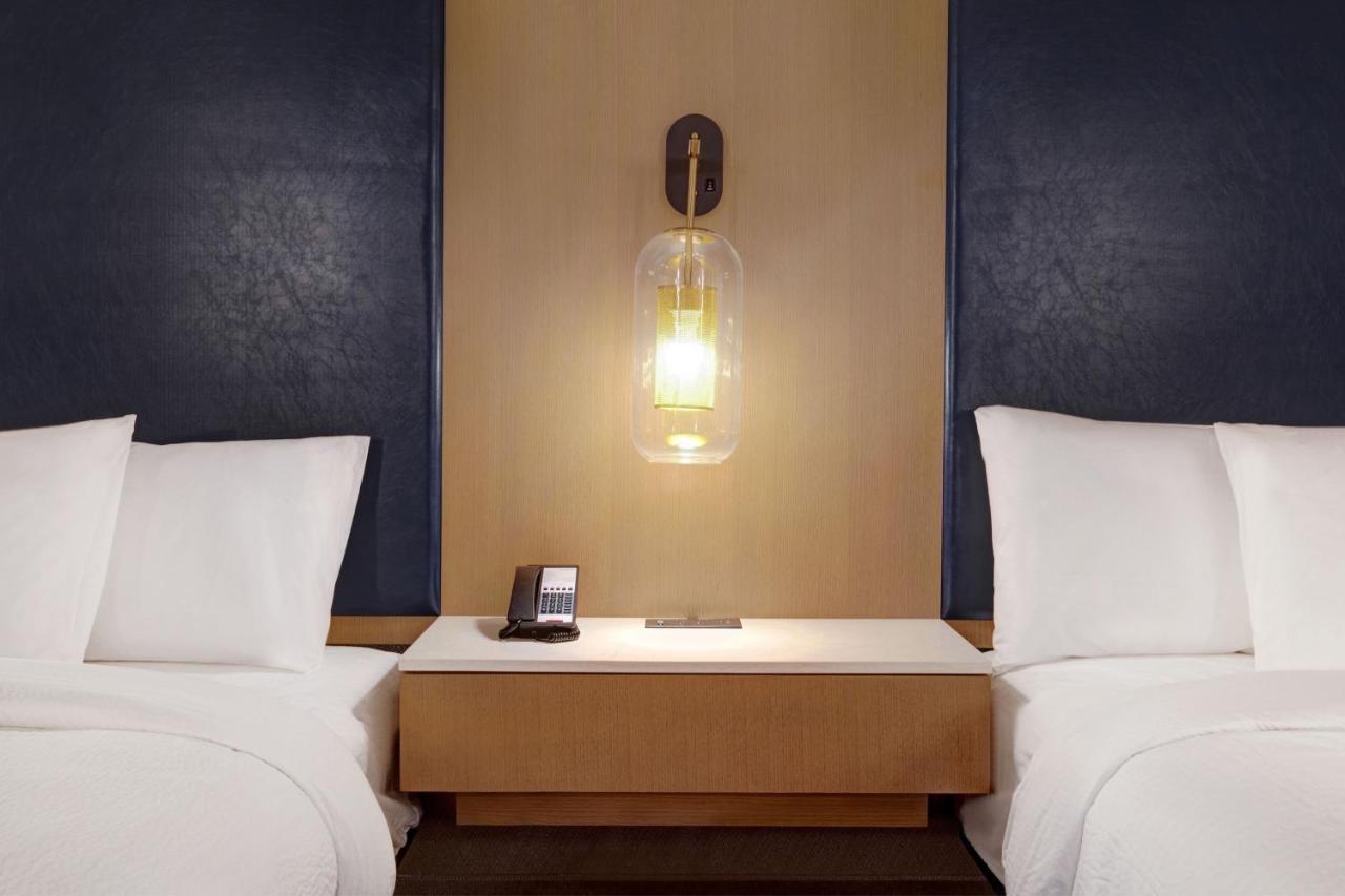 Fairfield By Marriott & Downtown Minneapolis