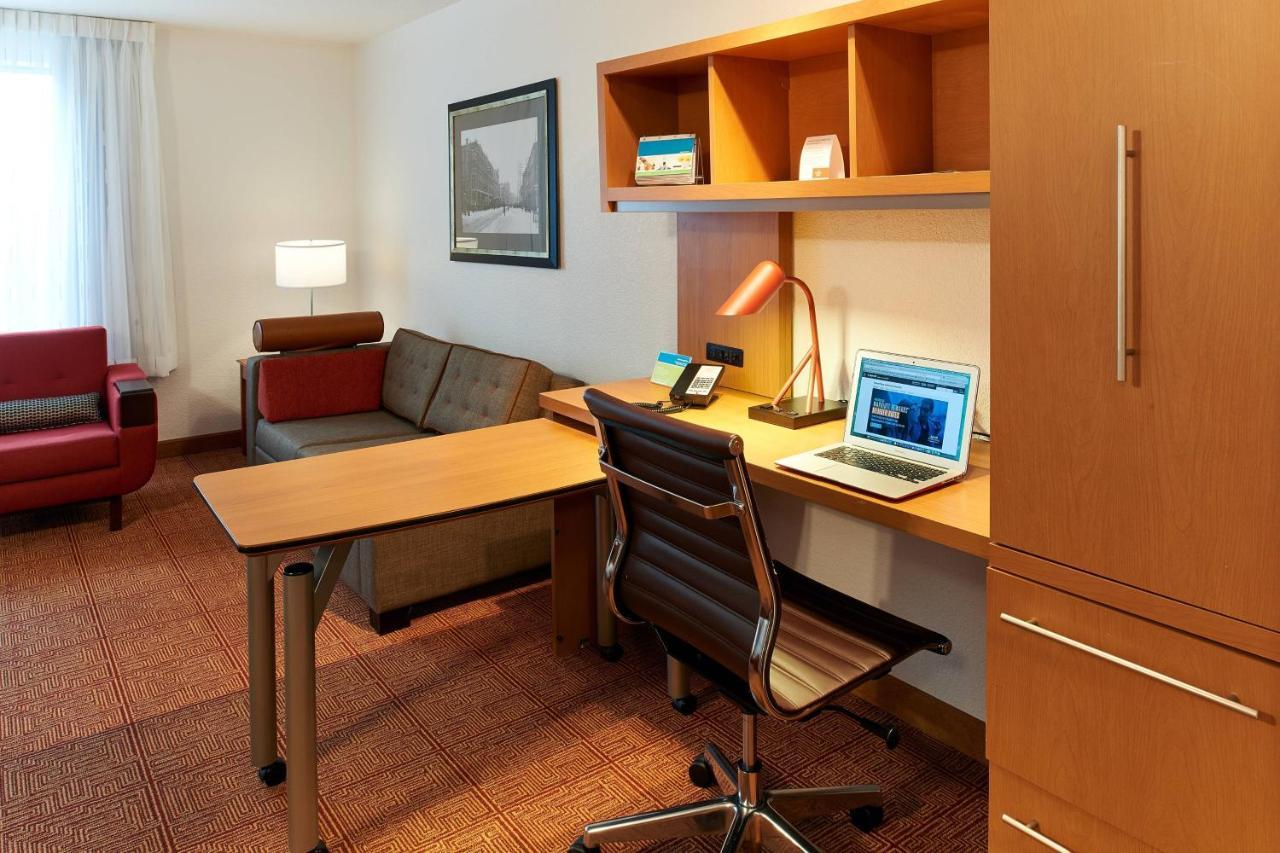 Towneplace By Marriott Downtown/north Loop 3*