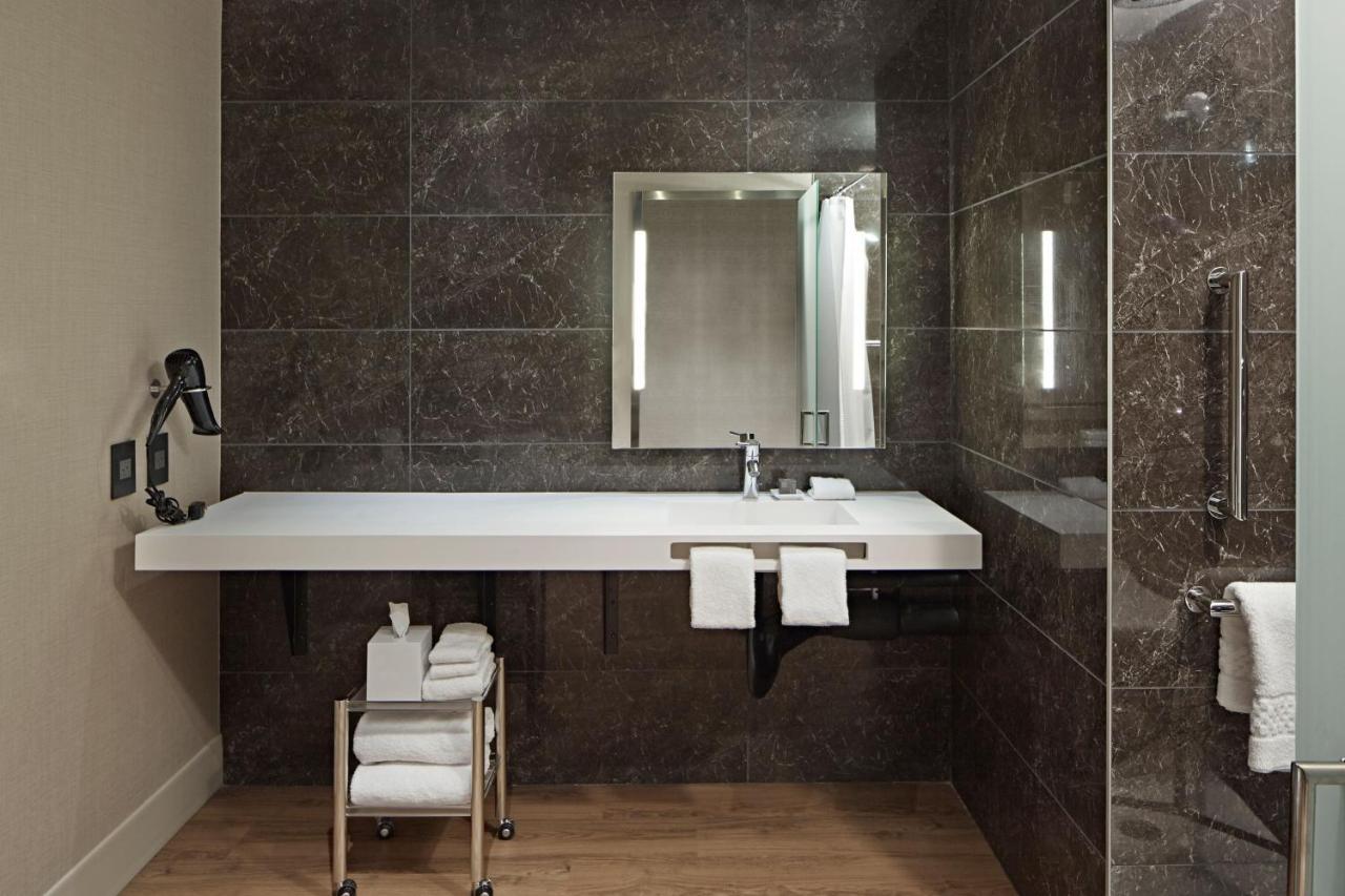 Ac Hotel By Marriott Minneapolis Downtown 4*