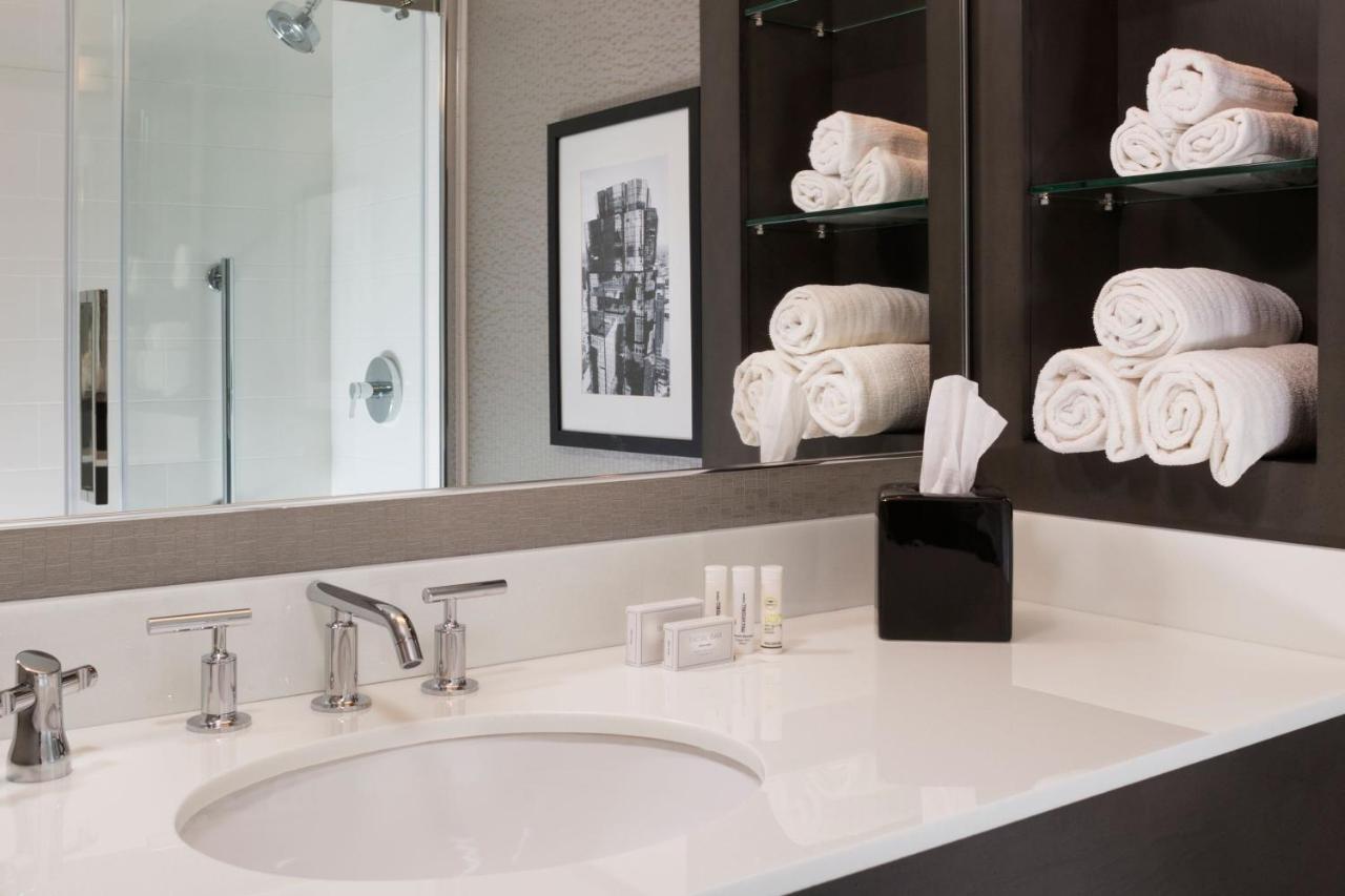 Courtyard By Marriott Downtown Minneapolis