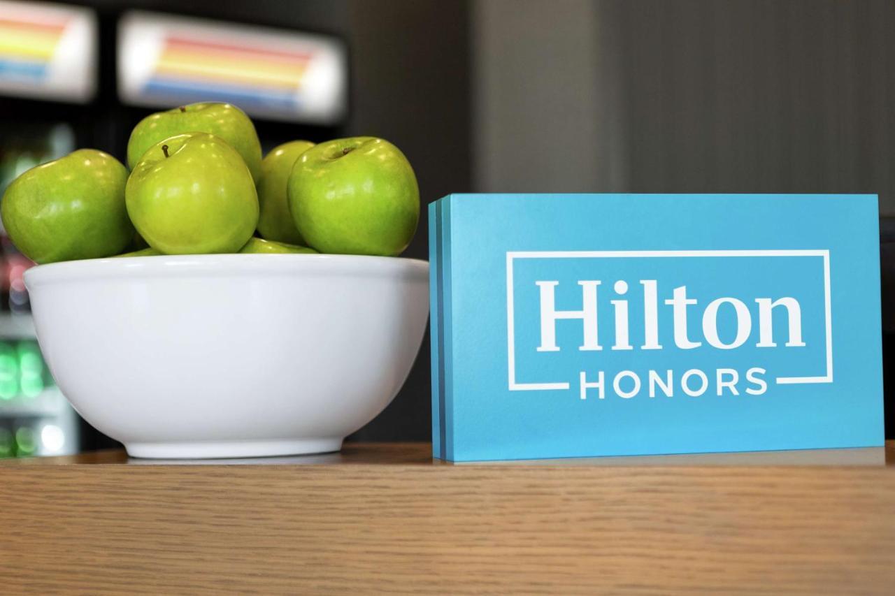 Home2 By Hilton Area 3*