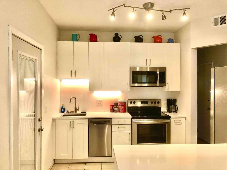 Two Bedroom Gem By Nokomis Apartment