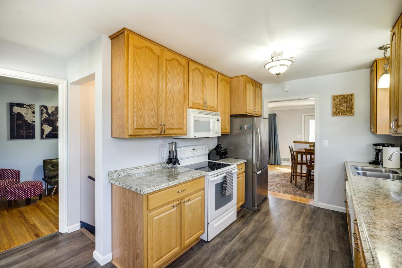 Inviting Vacation With Game Room! Minneapolis