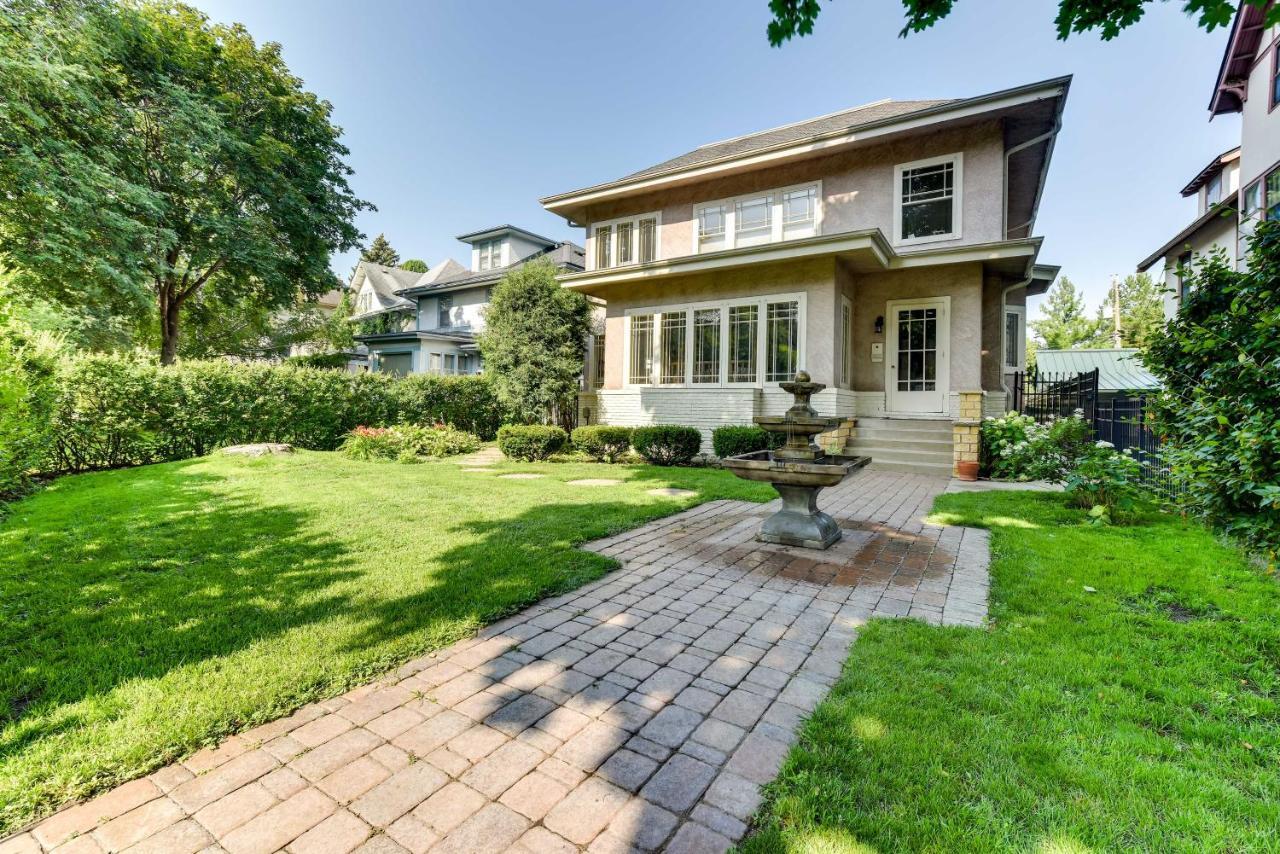 Holiday home Charming Mpls With Patio - Walk To Uptown! Minneapolis