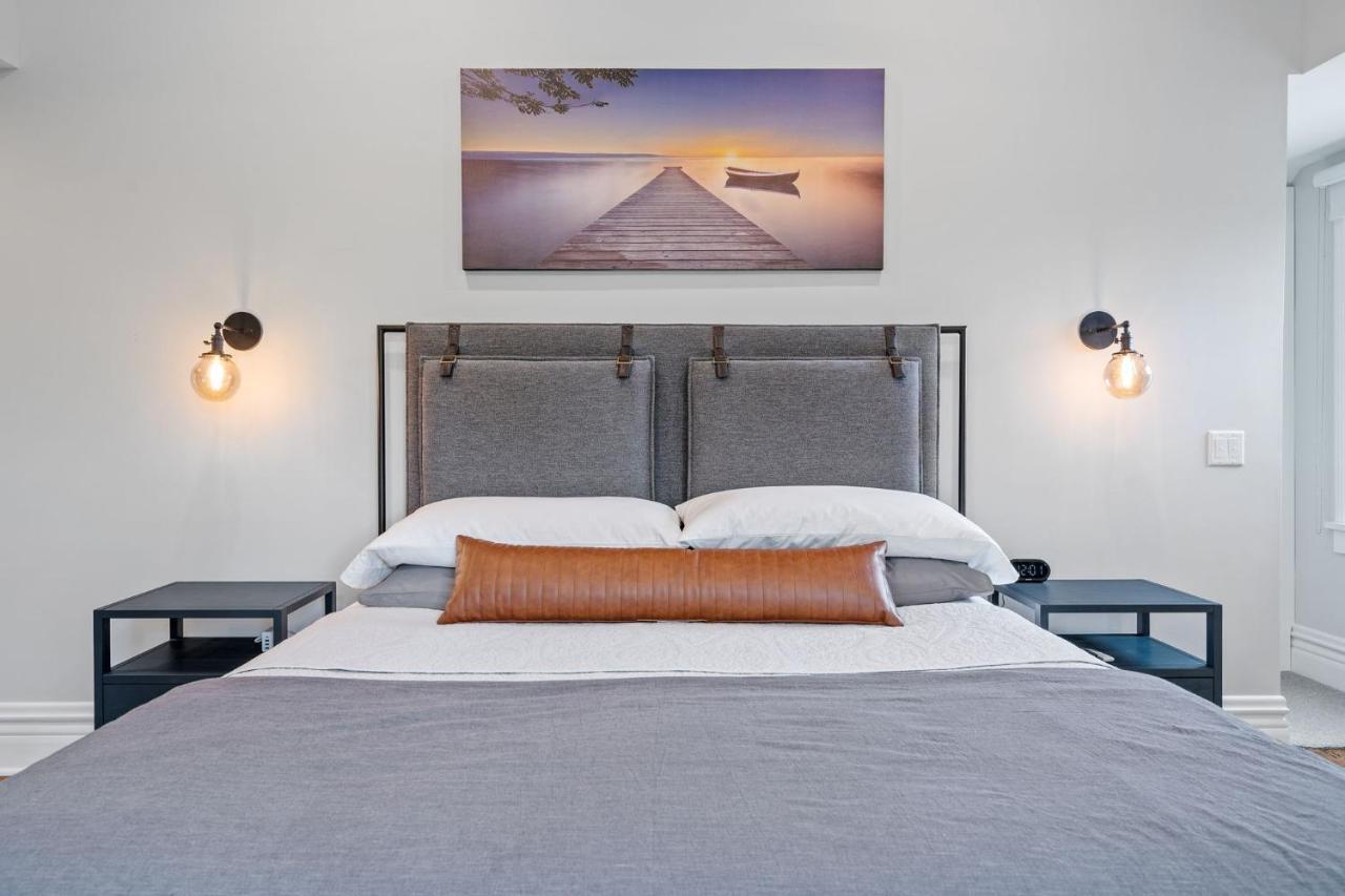 Lakeside Luxe *
