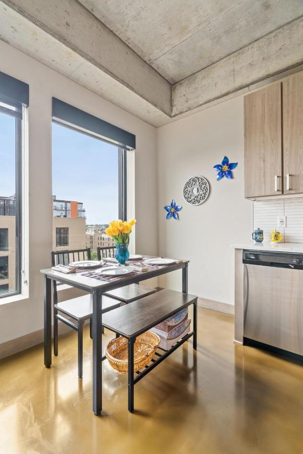 Sable 604 - One Bedroom Holiday home Minneapolis
