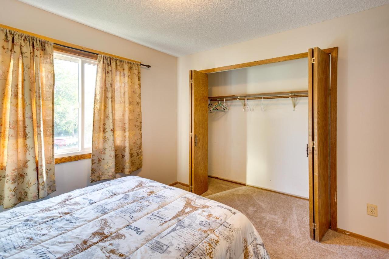 Spacious Family 11 Mi To Dtwn Minneapolis! Holiday home