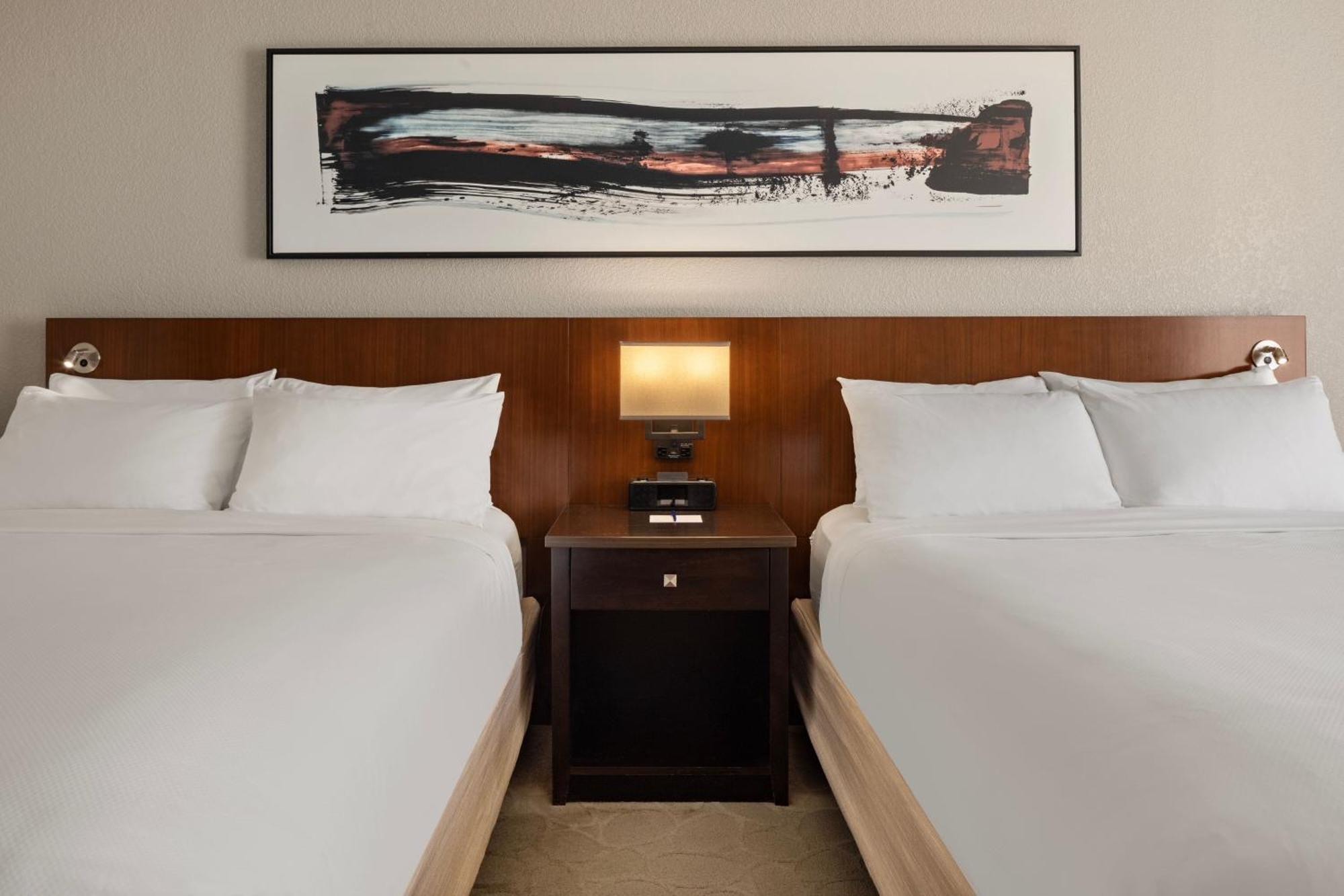 Delta By Marriott Northeast Hotel 3*