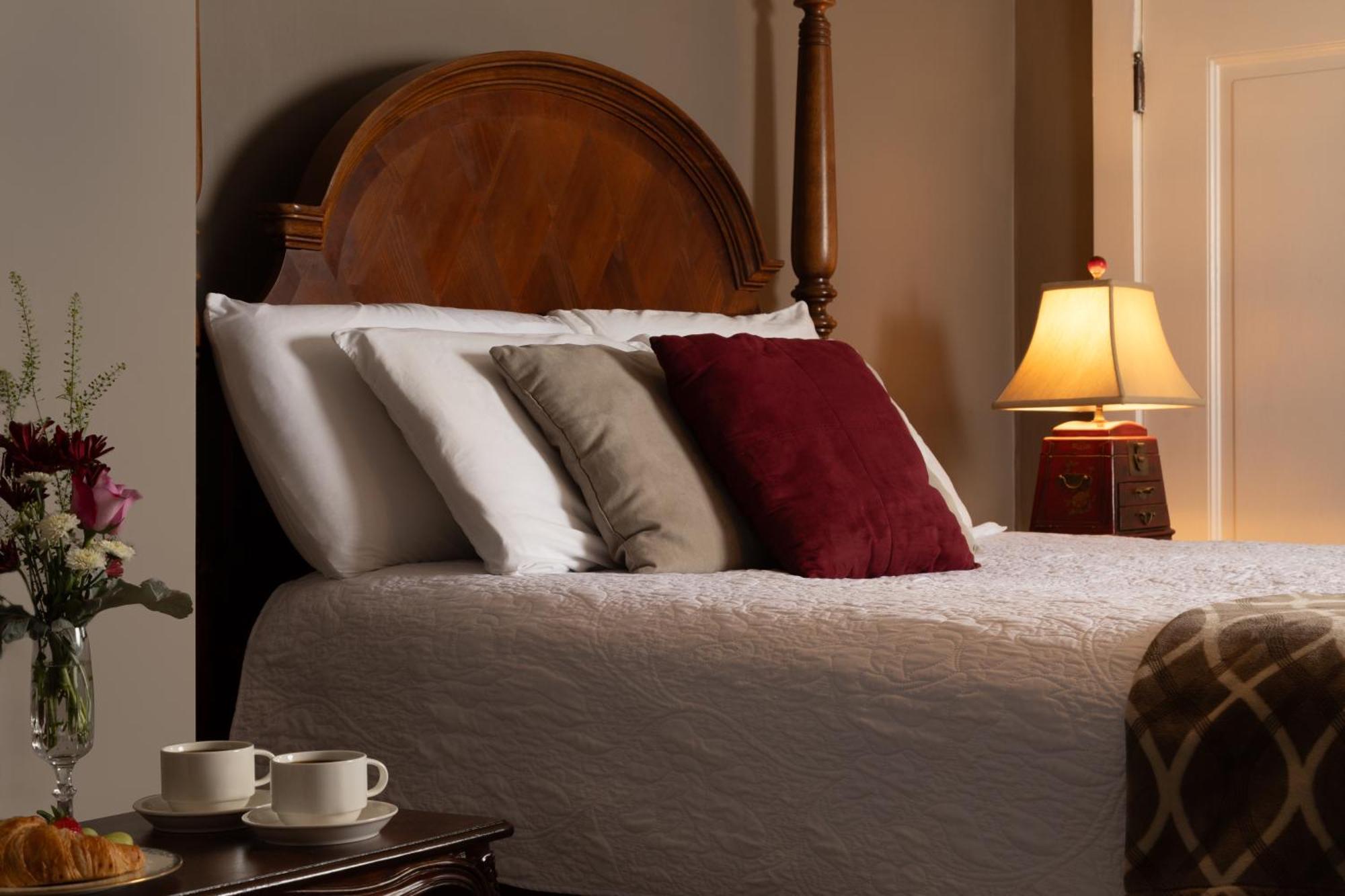 Bed & Breakfast 300 Clifton Minneapolis