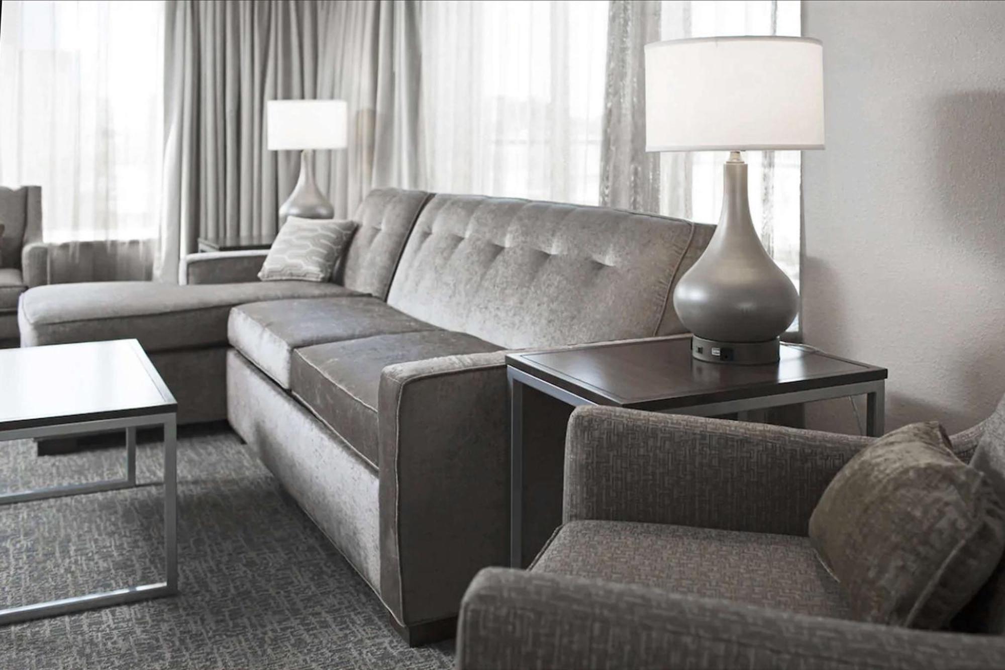 Hilton Garden - Area Hotel 3*