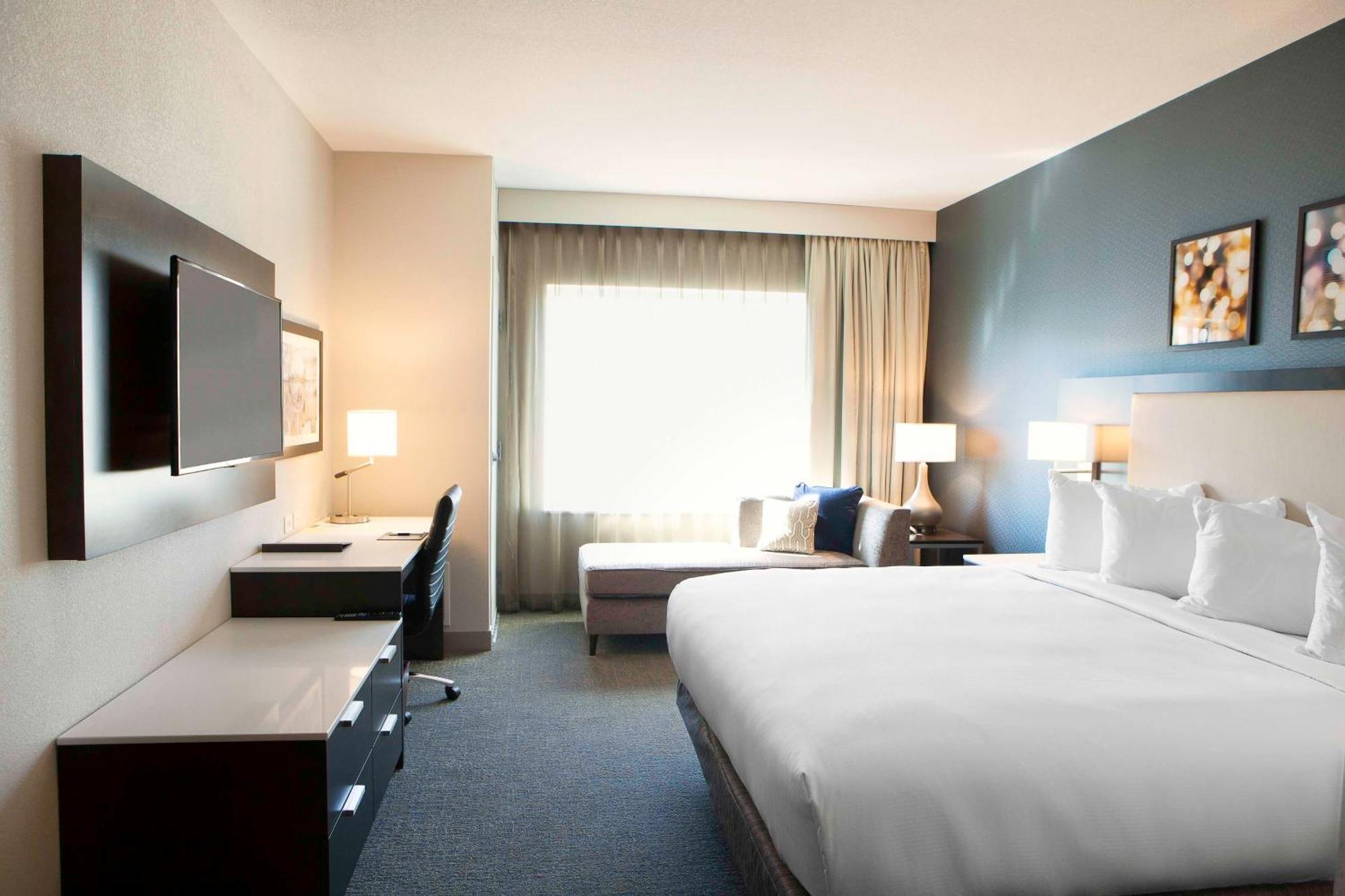 Hilton Garden - Area Hotel