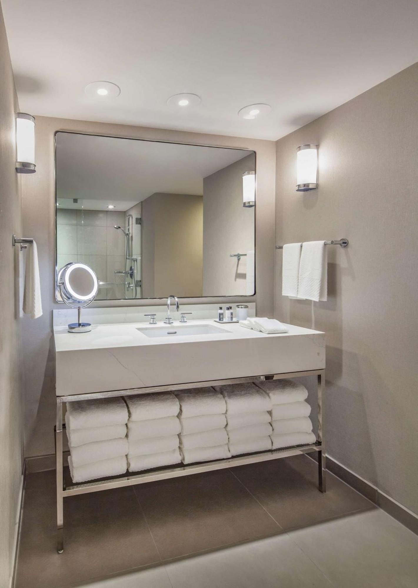 The Marquette Hotel, Curio Collection By Hilton Hotel 4*