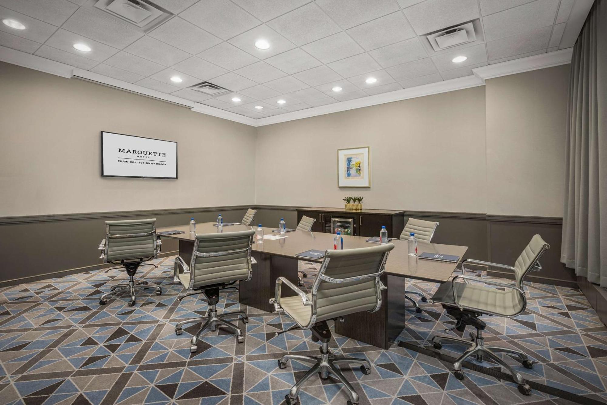 The Marquette Hotel, Curio Collection By Hilton 4* Minneapolis