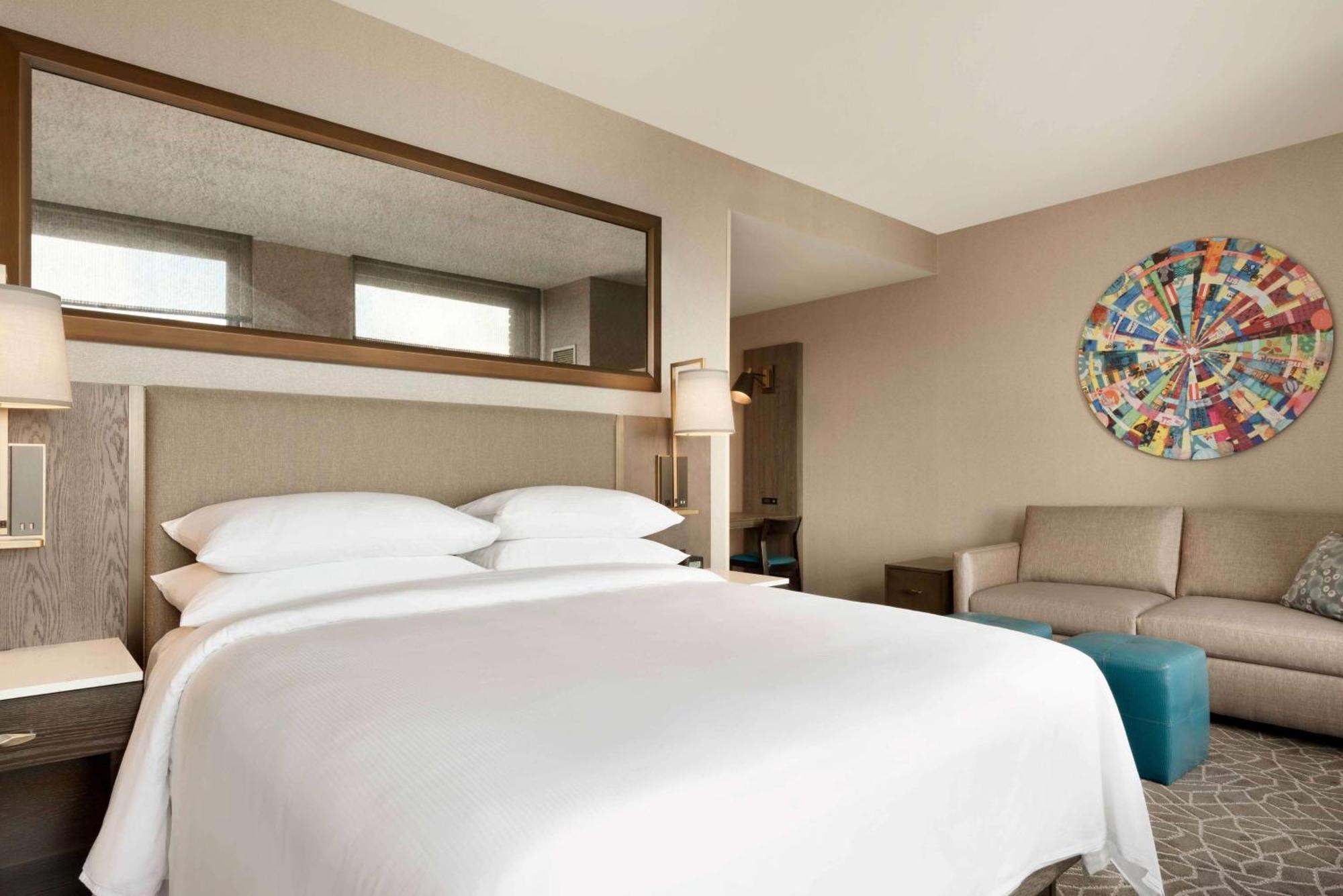 Embassy By Hilton Downtown 4*