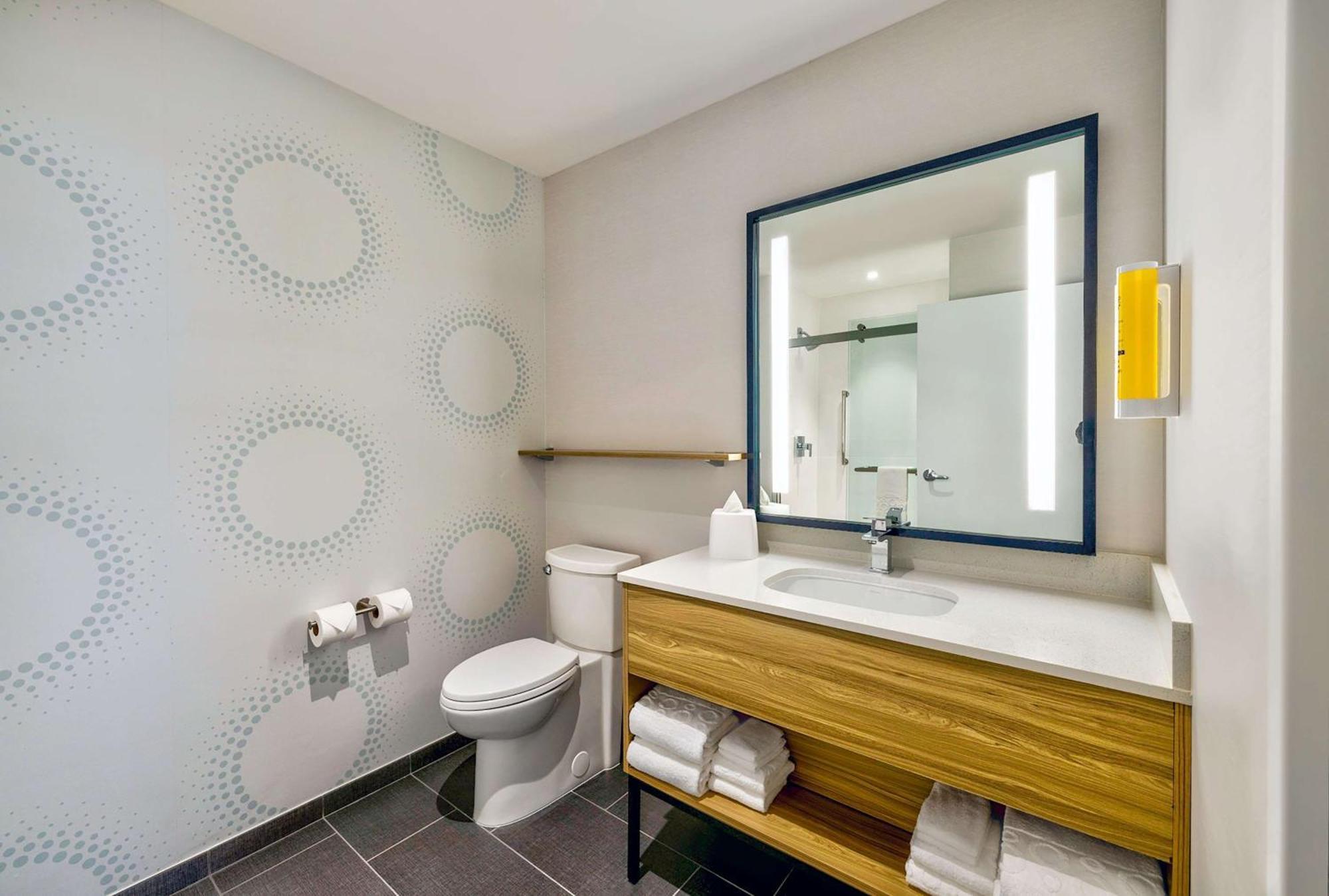 Tru By Hilton Downtown 3*