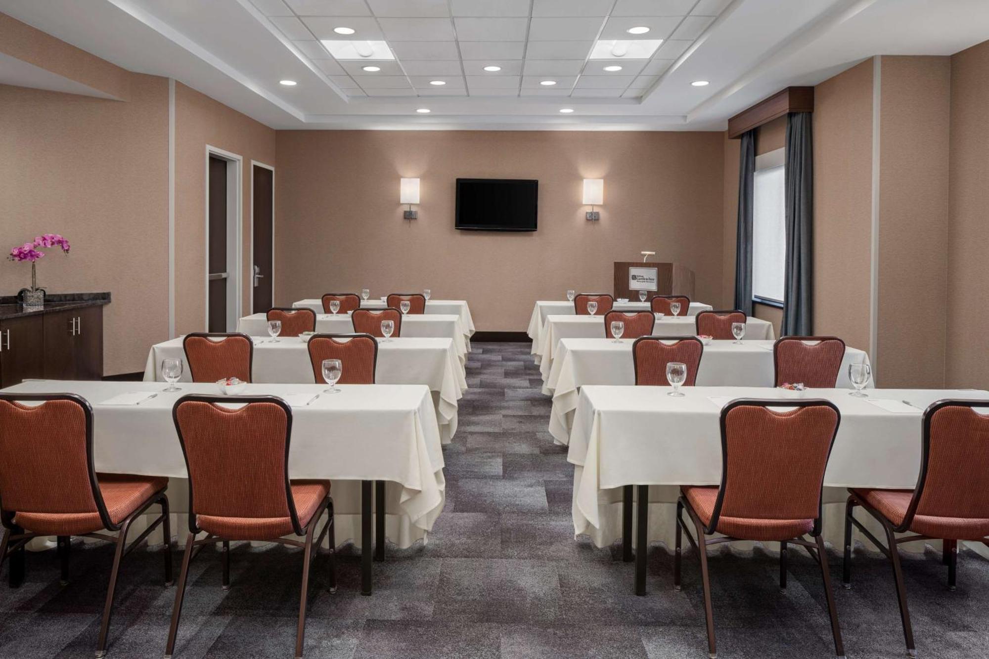 Hilton Garden Downtown Hotel