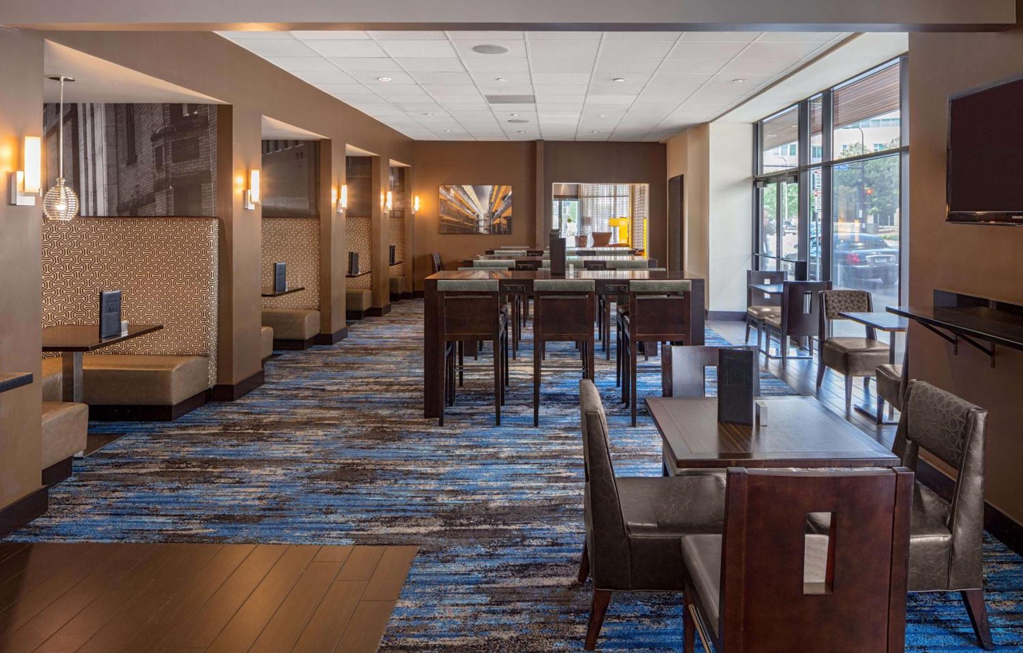 Hotel Doubletree By Hilton Downtown