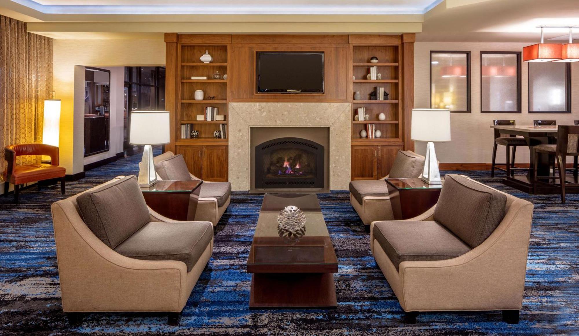 Doubletree By Hilton Downtown Minneapolis