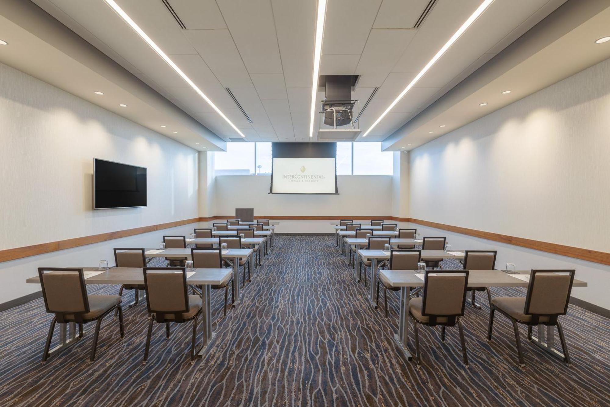 Hotel Intercontinental - St. Paul Airport By Ihg 3*