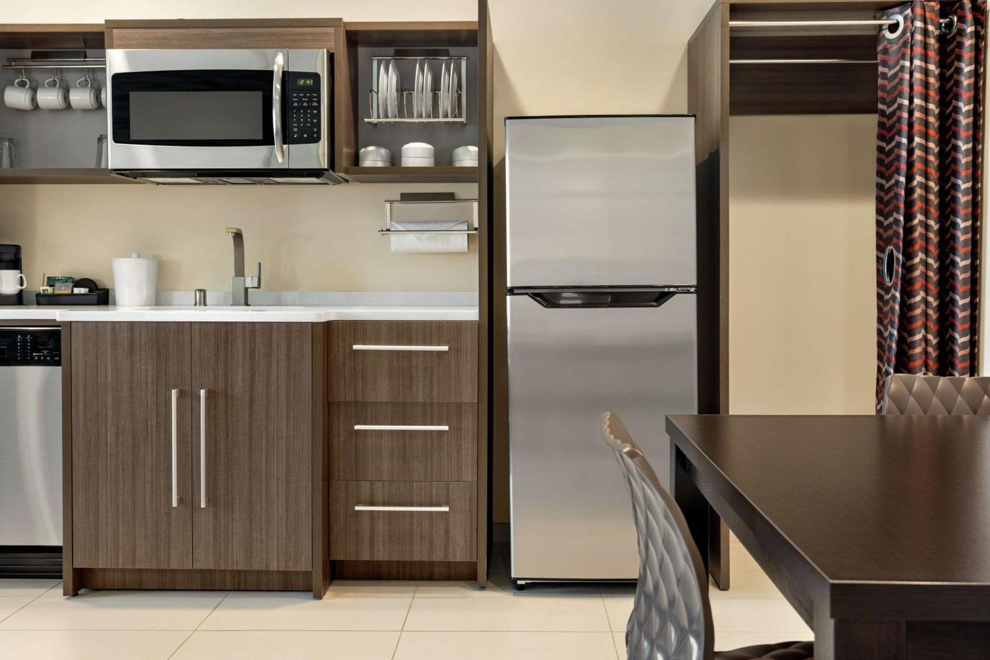 Hotel Home2 By Hilton Area