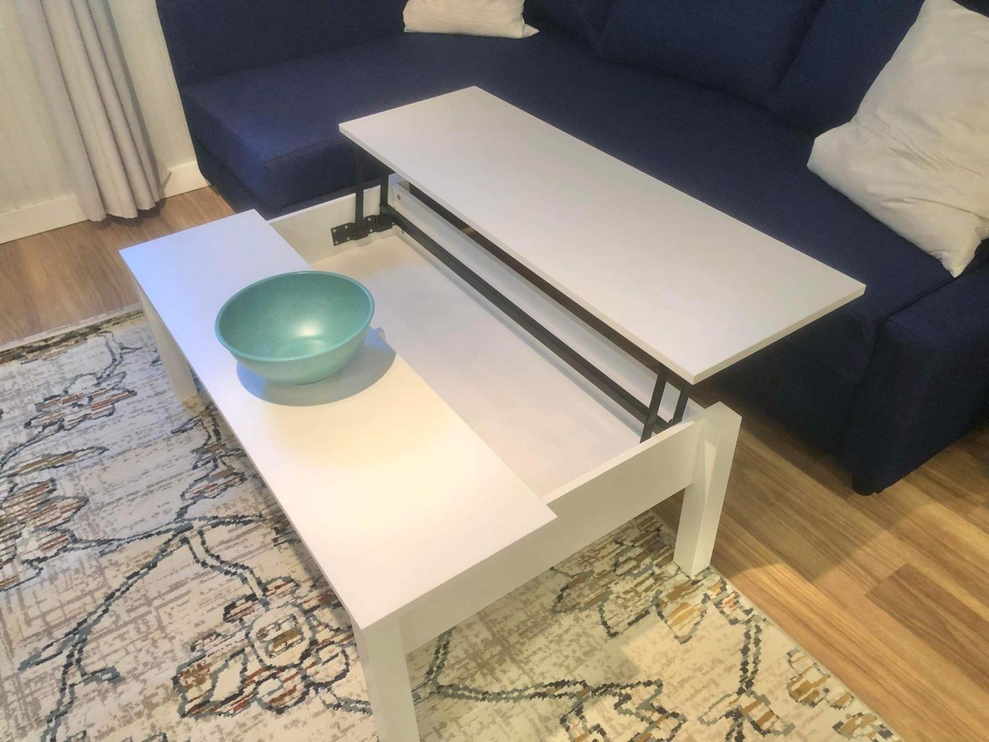 Cute One Bedroom By Airport Apartment