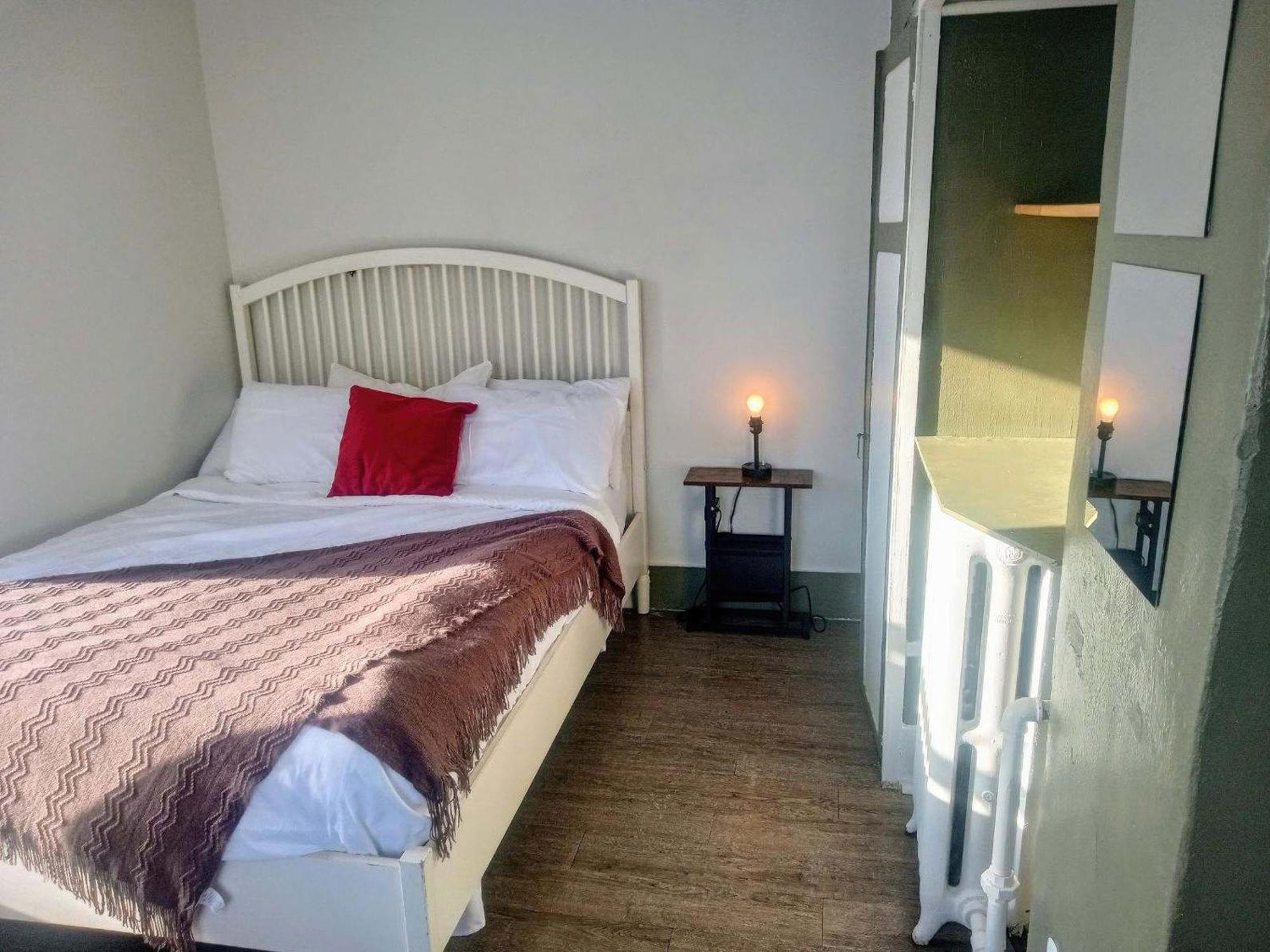 The Madison House Albergue Minneapolis