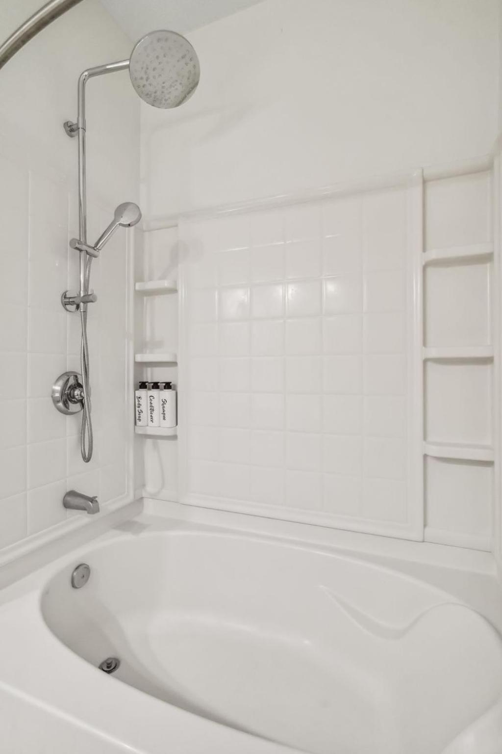 Apartment Cozysuites Mill District With Pool, Gym #08