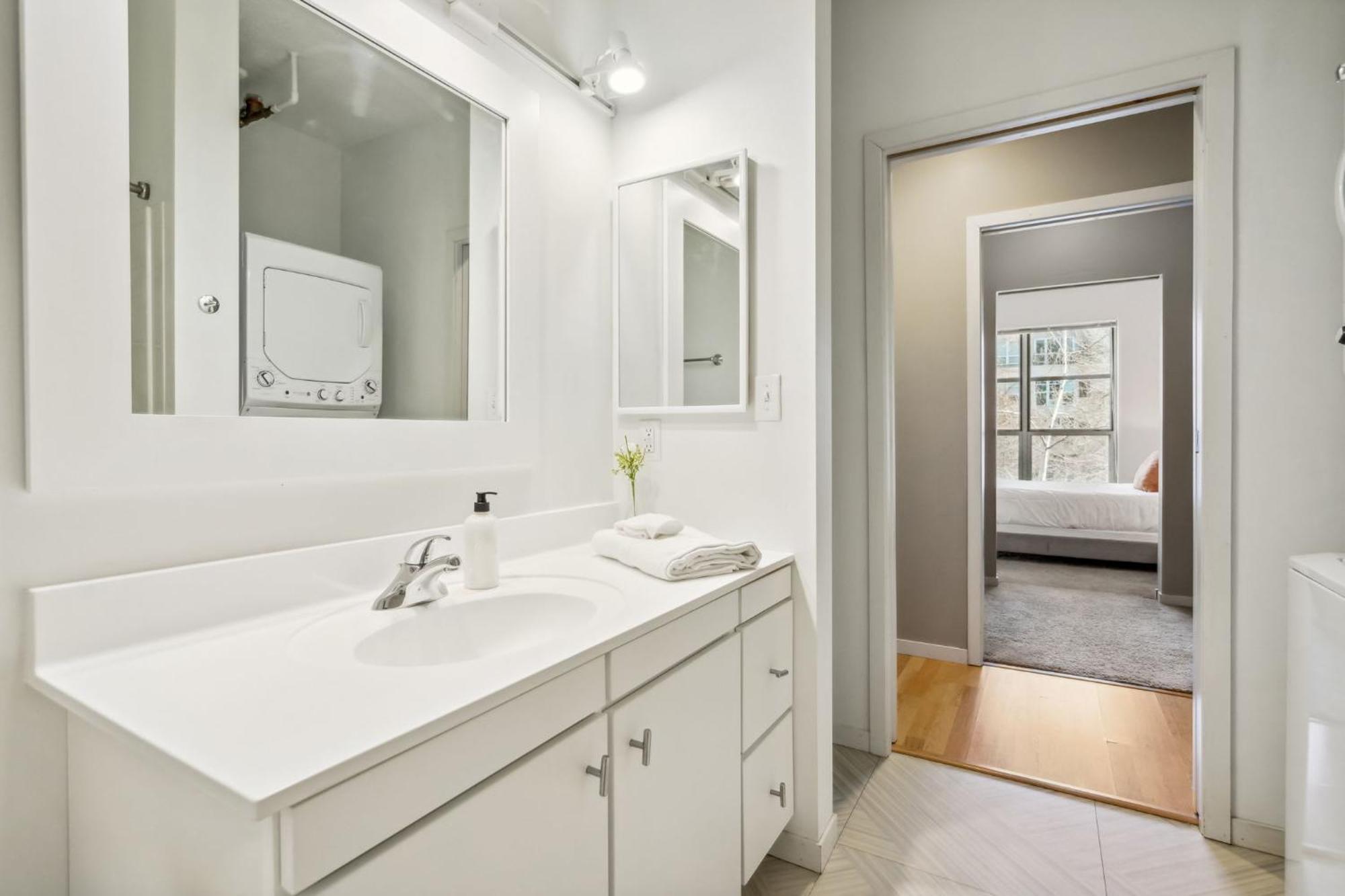 Cozysuites Mill District With Pool, Gym #08 *
