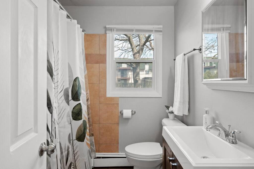 Tranquil 2br Mpls - 8075 2
