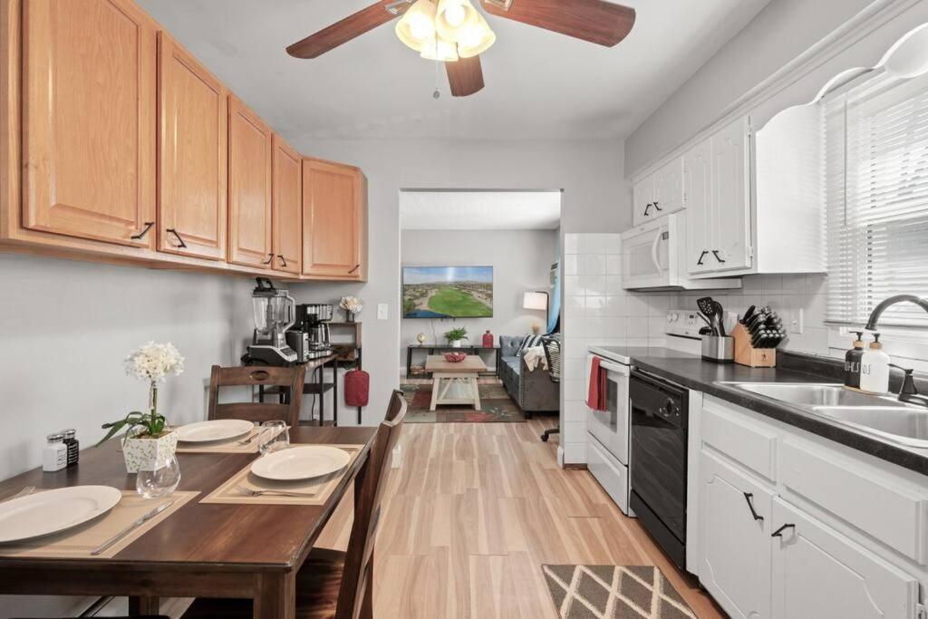 Tranquil 2br Mpls - 8075 2 Minneapolis